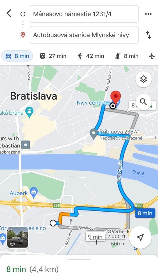 Room 1 Km From Center Братислава Екстериор снимка